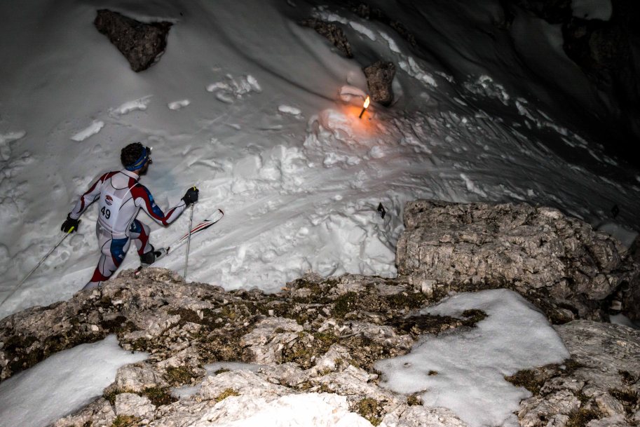 Scialpinismo in notturna alle 5 Torri, trofeo Scoiattoli, Cortina